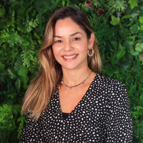 APARECIDA MONTEIRO - DIRETORA DE WEBSITE E REDES SOCIAIS